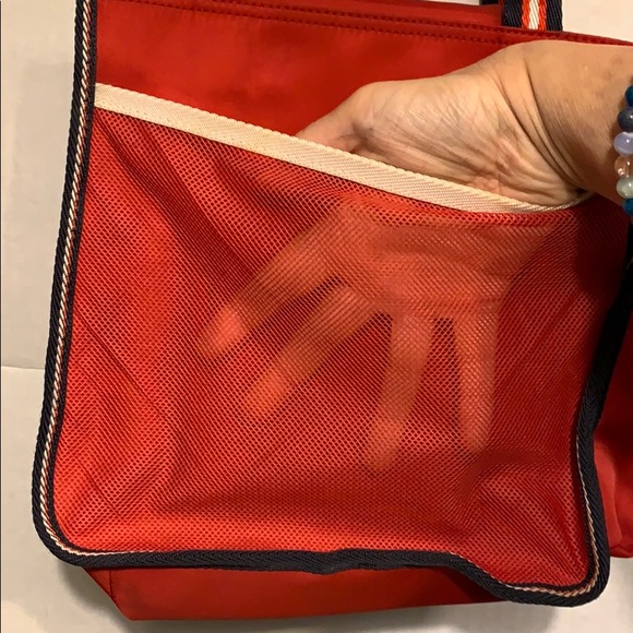 SALE!! Vintage Tommy Hilfiger big logo purse.  3 - Picture 5 of 16